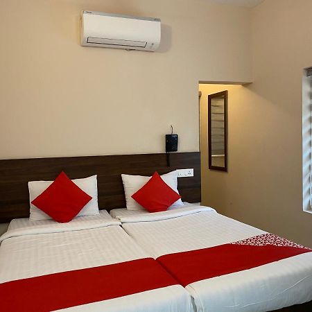 La Mer Inn Kozhikode Esterno foto